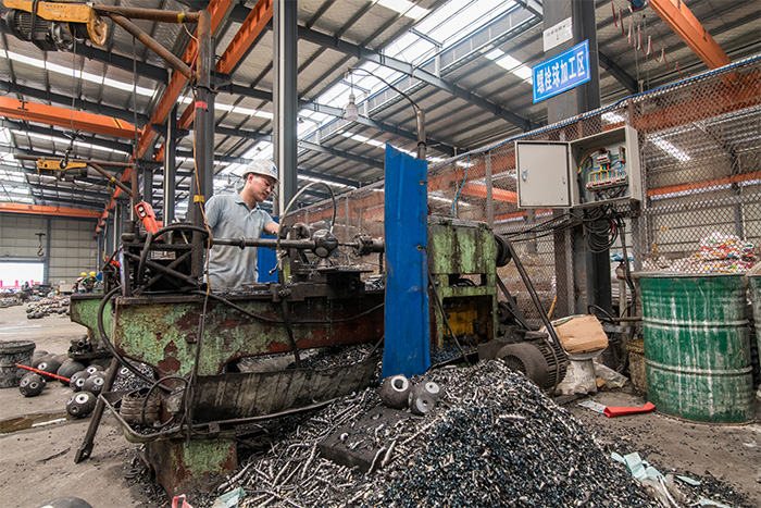 万源网架配件车间